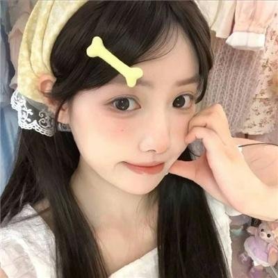 我和他都是新郎。